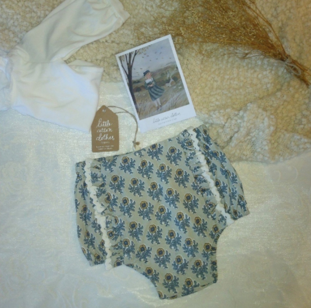 Little cotton clothes